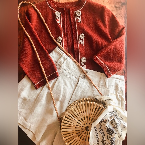 Meet your Posher, Erin - Picture 2 of 2